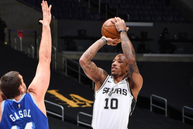 相比之下 相比之下