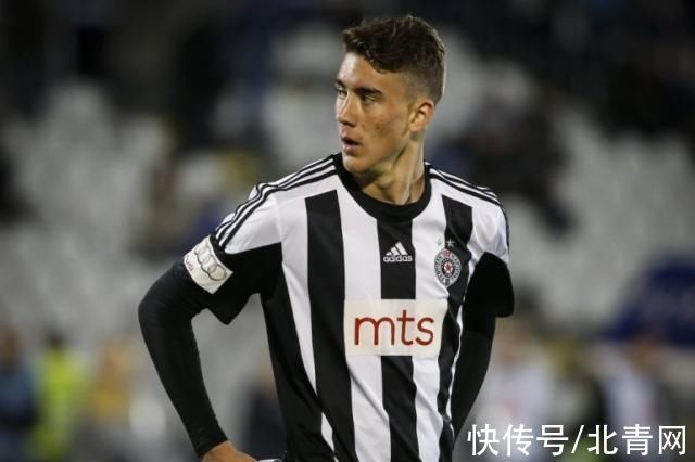 赛场上的荣 赛场上的荣