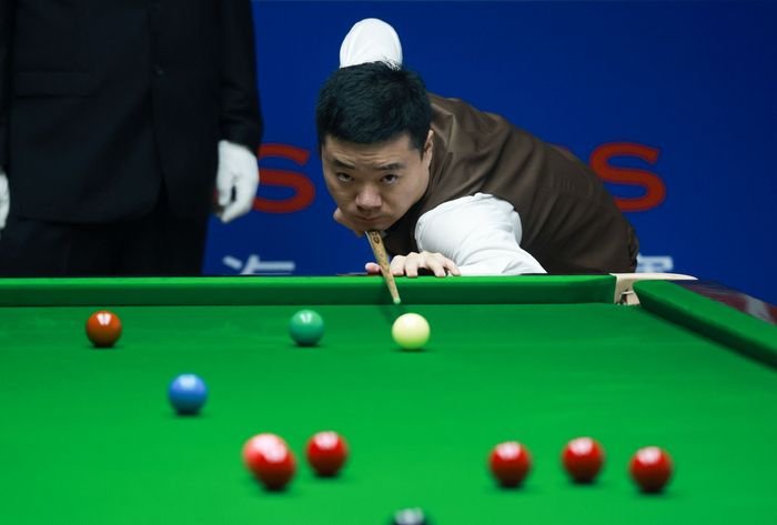 他多次参与 他多次参与